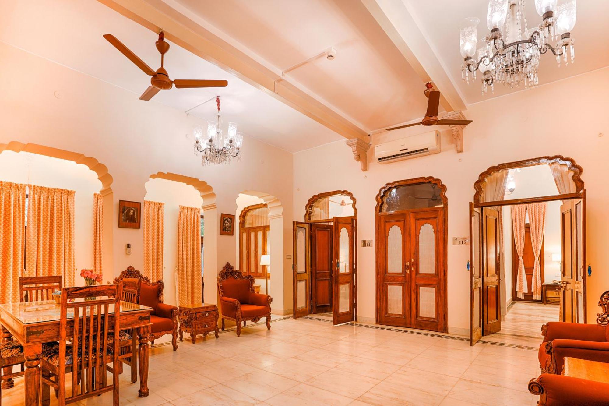 Club Mahindra Bharatpur Hotel Exterior foto