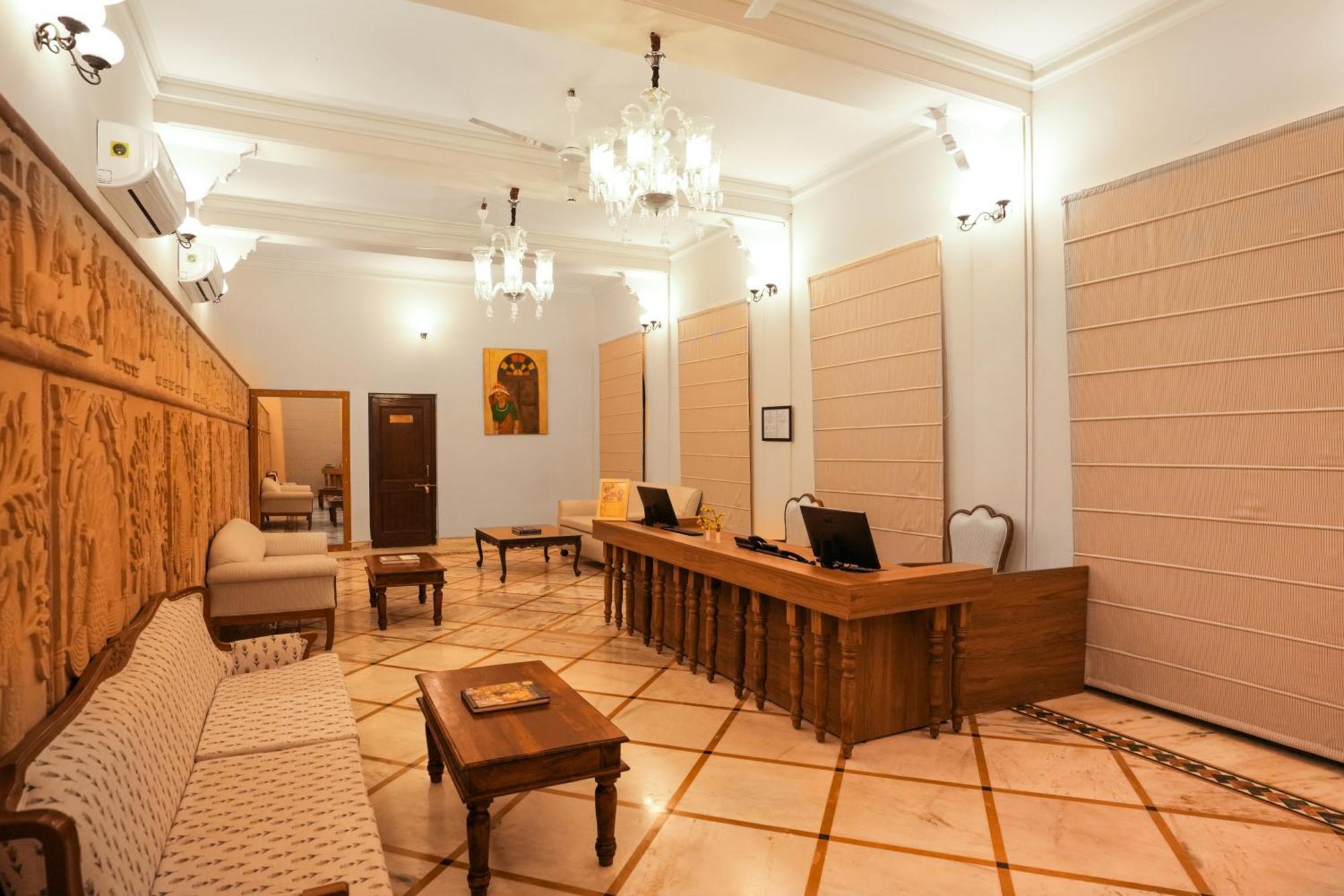 Club Mahindra Bharatpur Hotel Exterior foto